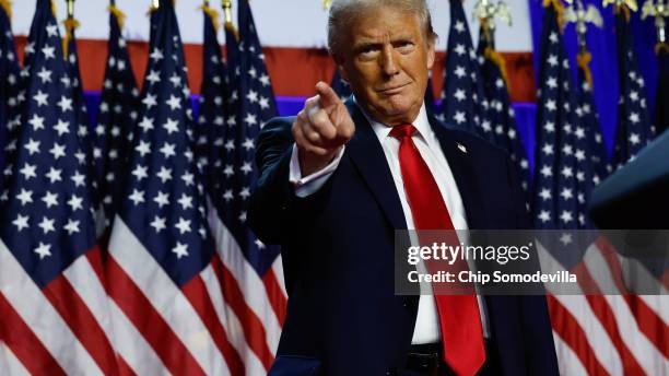 Trump threatens to hit Iran 'a lot more violently' if peace deal not reached quickly